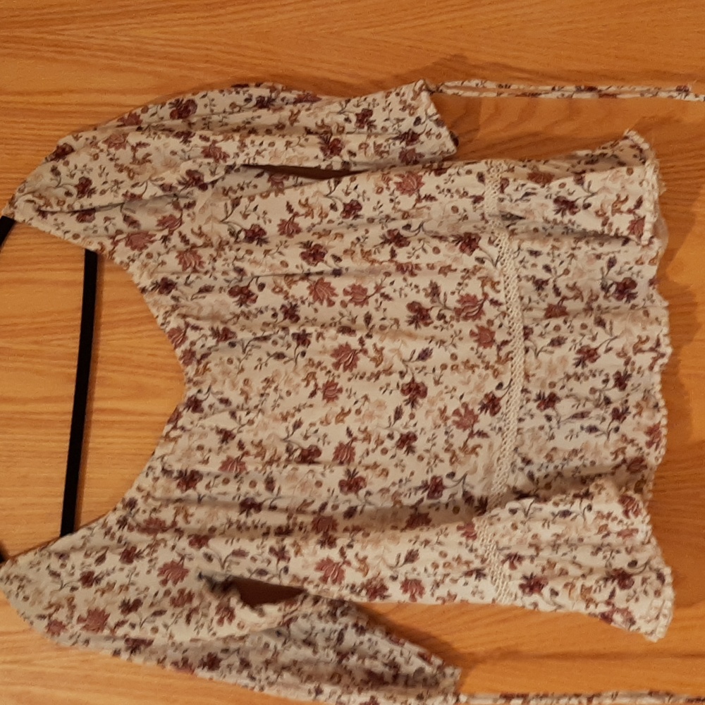 American Eagle Size Large